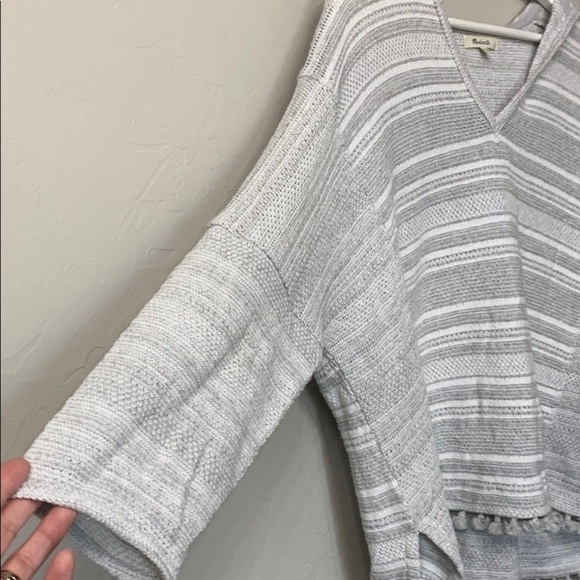 Madewell grey striped pop over sweater size M/L - Picture 14 of 14